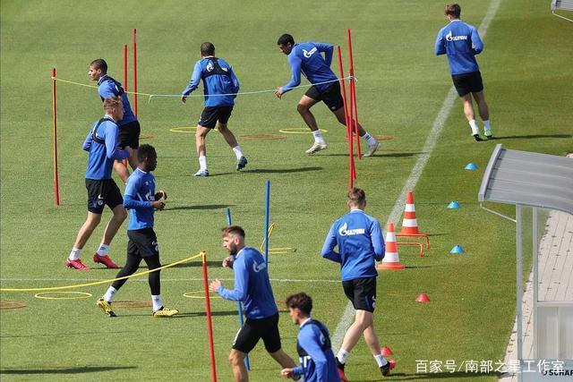 罗德里即将加盟，巴萨中场面临大变革：德容、卡萨多和马尔克斯恐将离队